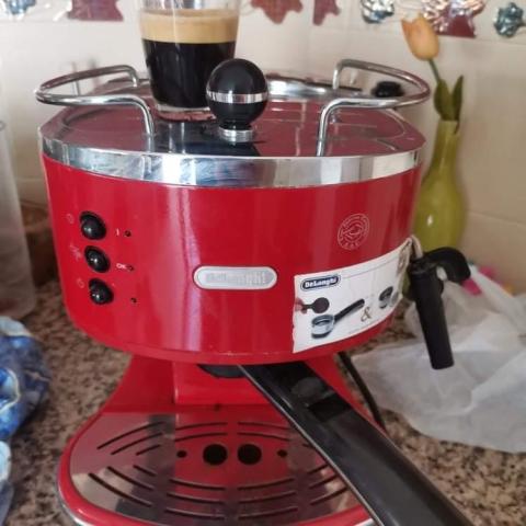 Machine à café delonghi - 1