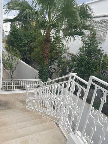 étage de villa menzah 5 - 1