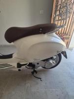 Vespa Piaggio premavera