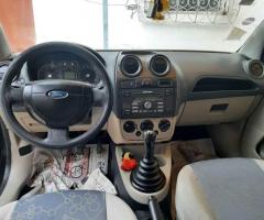 Ford Fiesta Ghia neuuf - 7
